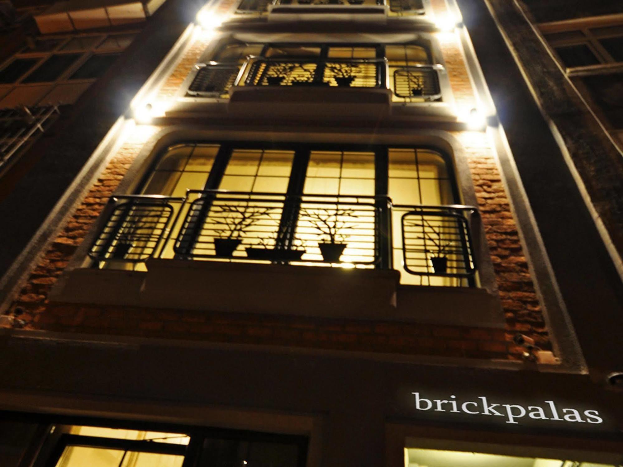 Brickpalas 2* Istanboel