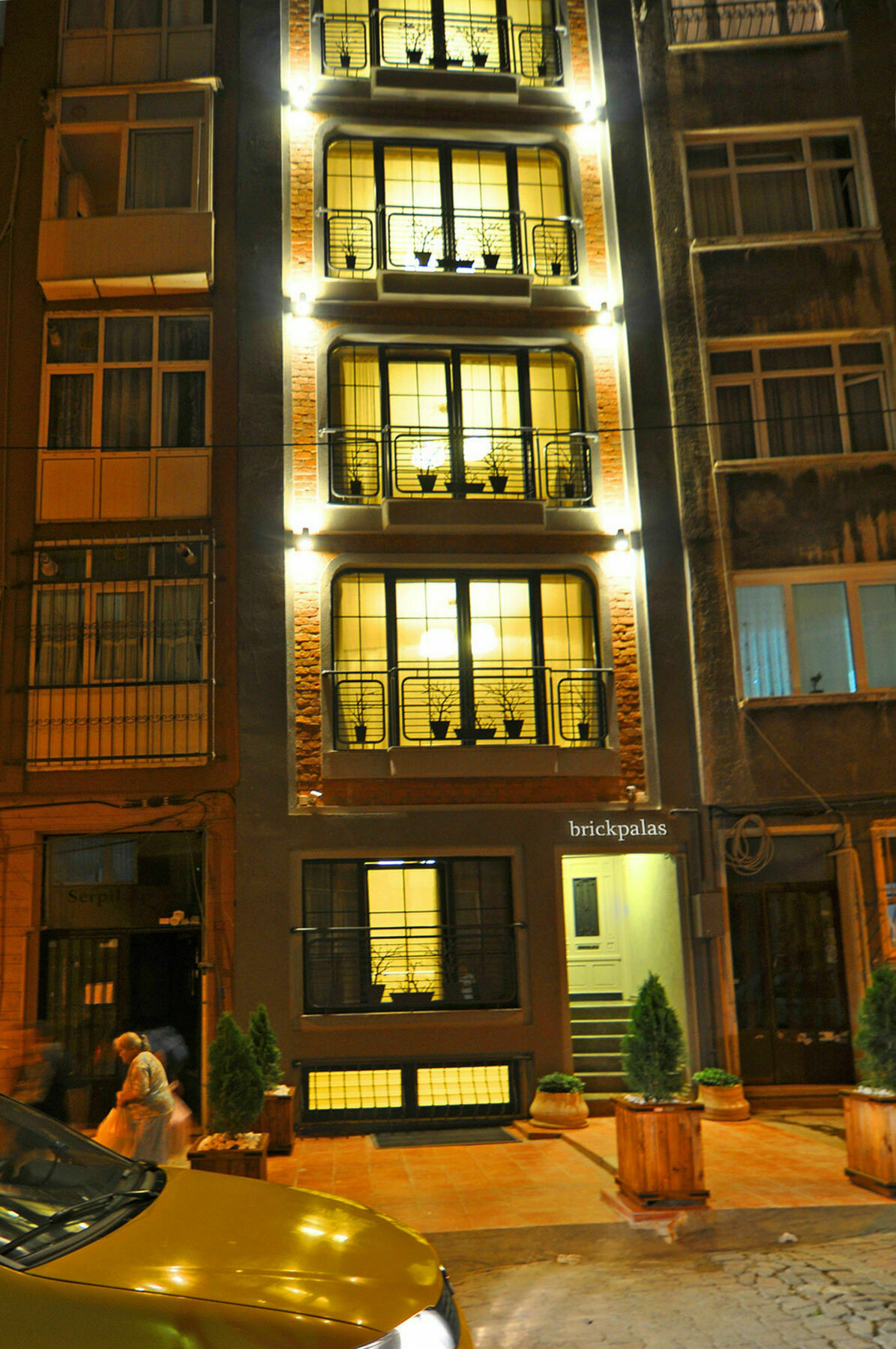 Aparthotel Brickpalas