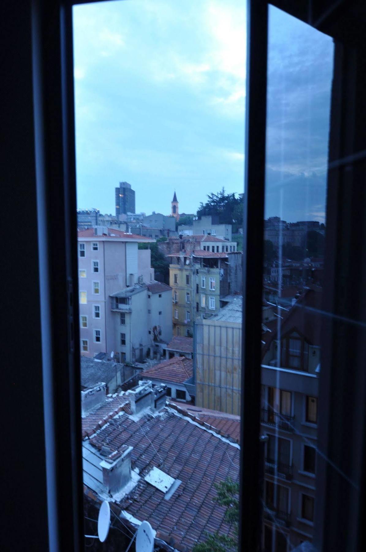Aparthotel Brickpalas 2*